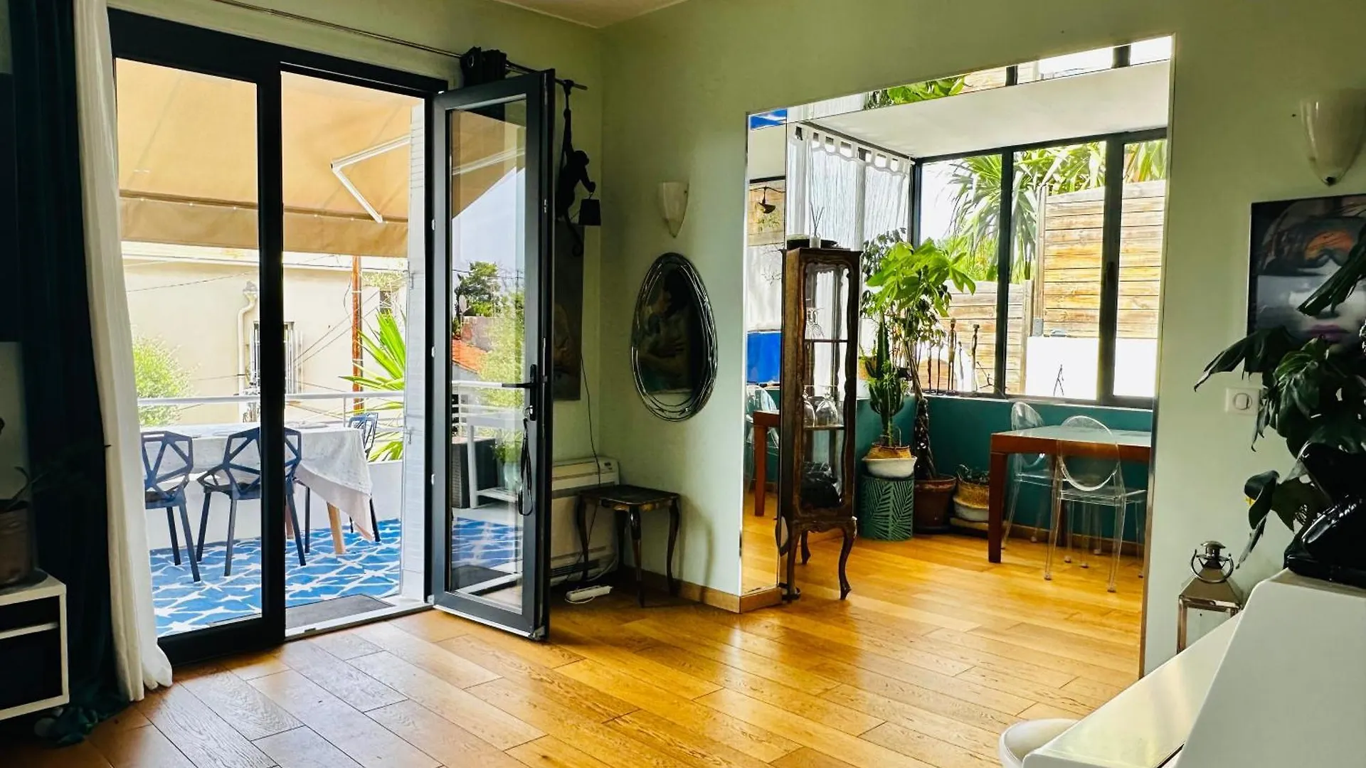 Villa Iris Nice 0*,  Frankrike